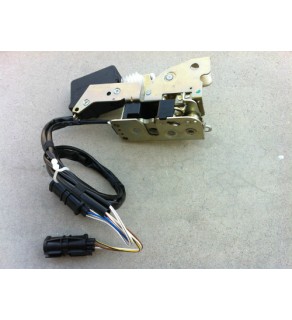 RIGHT INNER DOOR LOCK TGA