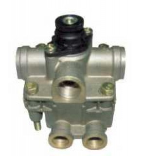 RELAY VALVE