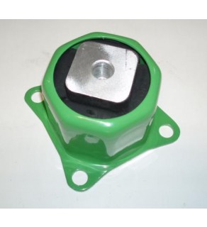 FRONT AXLE MOUNTING