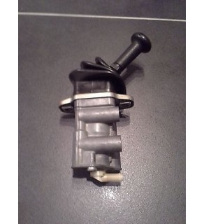 WABCO HAND BRAKE VALVE 